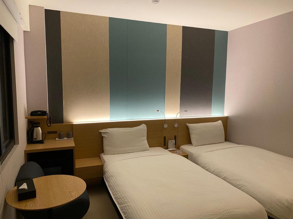 Fu Kuang Hotel Pingtung Extérieur photo